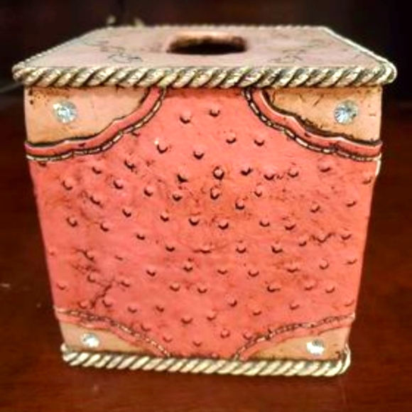 Western Tissue Box - Picture 4 of 9